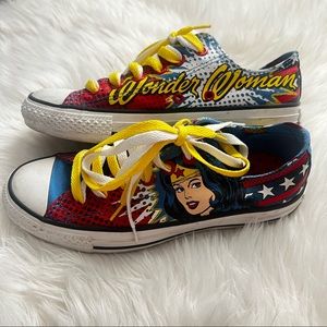 Wonder Woman Converse
